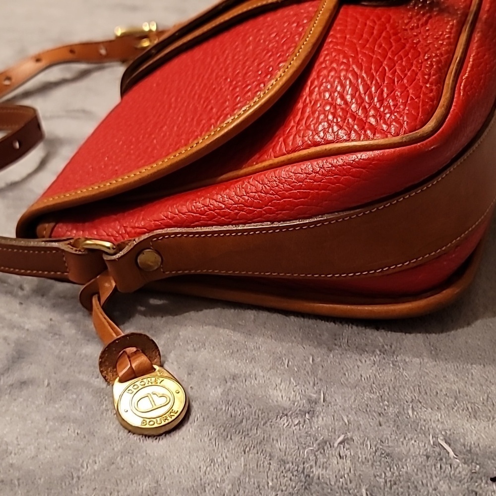 0463. EUC ~ Dooney and Bourke ~ Red Leather Equestrian Over Under Shoulder Bag ~ - Picture 6 of 14